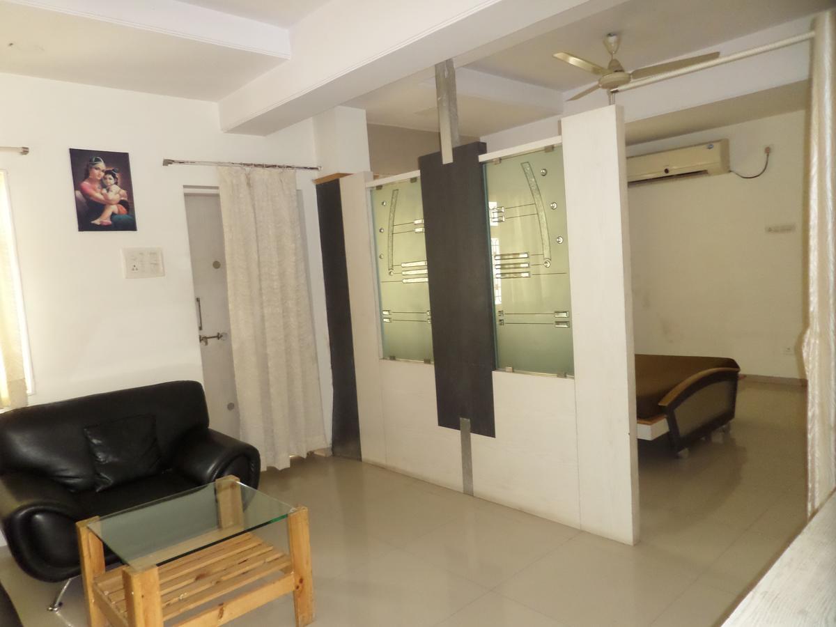 Hotel Sadanand Sangli Bagian luar foto