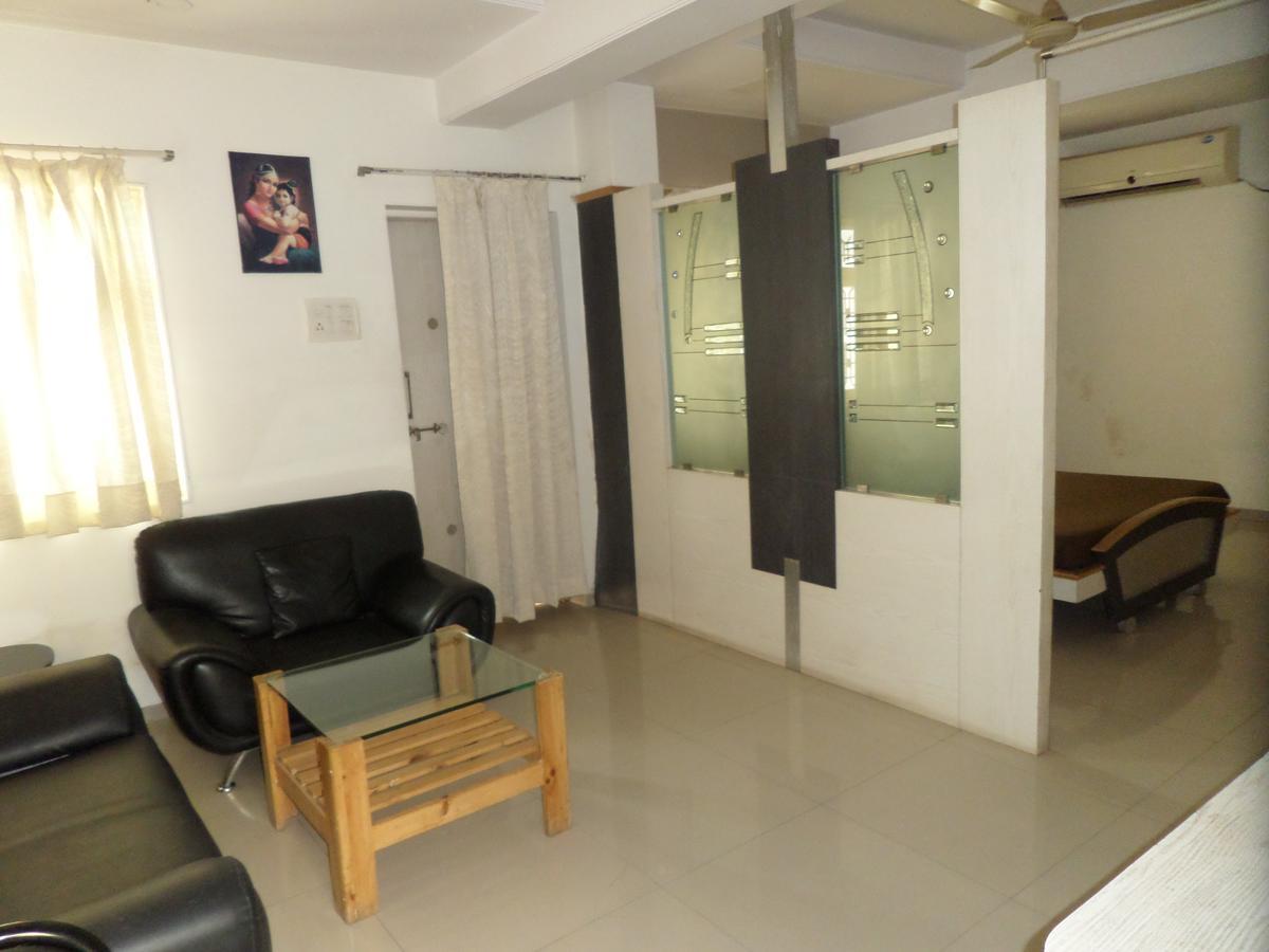 Hotel Sadanand Sangli Bagian luar foto